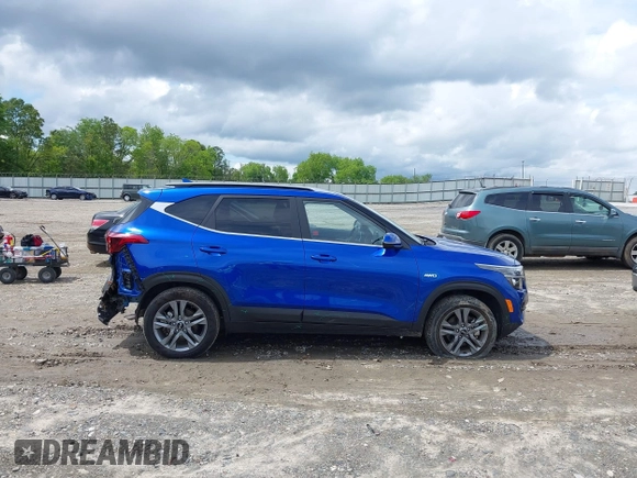 2021 Kia Seltos S z VIN KNDEUCAA8M7184183, wystawiony jako IAAI lot #42205774 z przebiegiem 29 434 mil mil oraz . Historia ofert i sprzedaży dostępna na DreamBid. Obrazek 13.