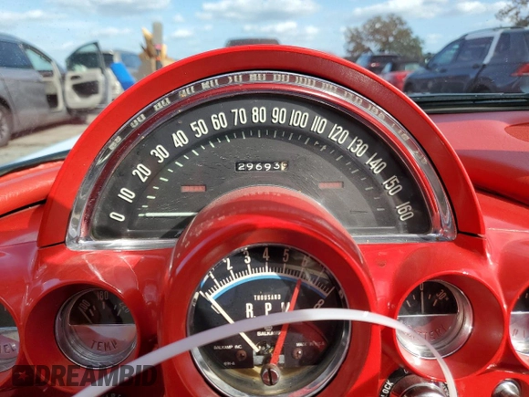 1959 Chevrolet Corvette с VIN J59S104156, выставлен на аукционе Copart как лот 80941704 с пробегом 29 693 миль миль и Списание • Salvage title. История ставок и продаж доступна на DreamBid. Изображение 9.