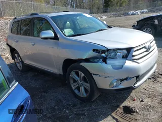 2013 Toyota Highlander Limited with VIN 5TDDK3EH0DS252295, listed as a IAAI auction lot 41765413 with 118,536 mi miles and . Bid and sale history available at DreamBid. Image 1.