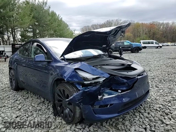 2024 Tesla Model Y Performance z VIN 7SAYGDEF6RA268195, wystawiony jako Copart lot #53211075 z przebiegiem Nie podano mil oraz Szkoda całkowita • Salvage title. Historia ofert i sprzedaży dostępna na DreamBid. Obrazek 12.