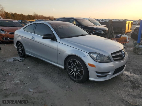 2015 Mercedes-Benz C-Class C 250 with VIN WDDGJ4HBXFG373156, listed as a Copart auction lot 43754385 with 130,610 mi miles and Clean Title. Bid and sale history available at carsss.com. Image 4.