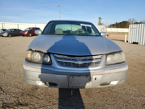 2004 Chevrolet Impala with VIN 2G1WF52E049135143, listed as a Copart auction lot 49498525 with 235,743 mi miles and Salvage Title. Bid and sale history available at carsss.com. Image 5.