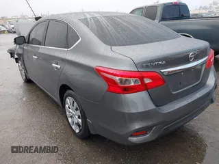 2019 Nissan Sentra S z VIN 3N1AB7AP2KY227513, wystawiony jako IAAI lot #41524539 z przebiegiem 39 616 mil mil oraz . Historia ofert i sprzedaży dostępna na DreamBid. Obrazek 3.