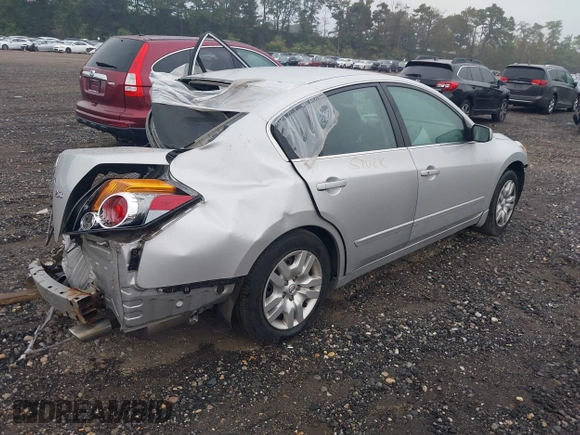 2012 Nissan Altima 2.5 with VIN 1N4AL2AP4CN569370, listed as a IAAI auction lot 40450981 with Not Provided miles and . Bid and sale history available at DreamBid. Image 4.