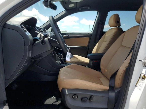2023 Volkswagen Tiguan SE with VIN 3VV3B7AX6PM130952, listed as a Copart auction lot 56614335 with 24,996 mi miles and Salvage title. Bid and sale history available at DreamBid. Image 7.