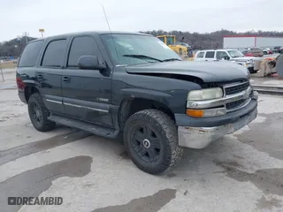 2003 Chevrolet Tahoe LS with VIN 1GNEC13V73R139530, listed as a IAAI auction lot 41598138 with 337,245 mi miles. Bid and sale history available at carsss.com. Image 1.