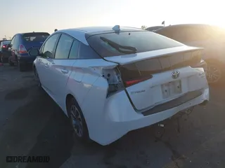 2022 Toyota Prius L Eco with VIN JTDKAMFU1N3181302, listed as a IAAI auction lot 41412650 with 92,397 mi miles. Bid and sale history available at carsss.com. Image 3.