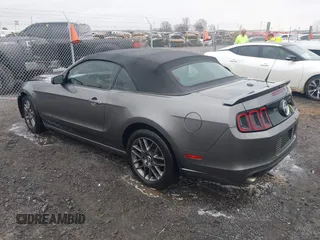 2014 Ford Mustang V6 with VIN 1ZVBP8EM1E5228353, listed as a IAAI auction lot 41525666 with 138,024 mi miles. Bid and sale history available at carsss.com. Image 3.