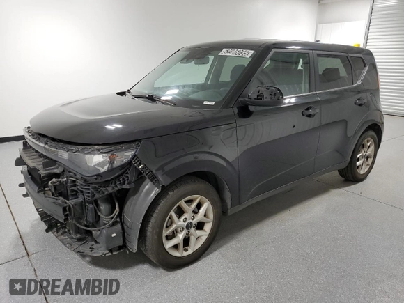 2023 Kia Soul LX with VIN KNDJ23AU8P7869481, listed as a Copart auction lot 53986855 with 65,109 mi miles and Clean Title. Bid and sale history available at carsss.com. Image 1.