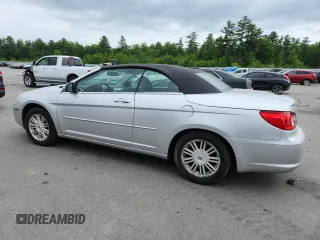 2008 Chrysler Sebring Touring z VIN 1C3LC55RX8N135160, wystawiony jako Copart lot #59419975 z przebiegiem 98 155 mil mil oraz Czysty tytuł • Clean title. Historia ofert i sprzedaży dostępna na DreamBid. Obrazek 2.