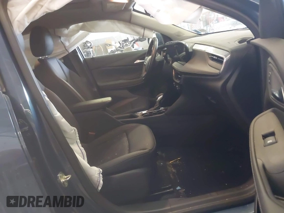 2024 Buick Encore GX Sport Touring with VIN KL4AMESL9RB123238, listed as a IAAI auction lot 41342752 with 4,566 mi miles and . Bid and sale history available at DreamBid. Image 5.
