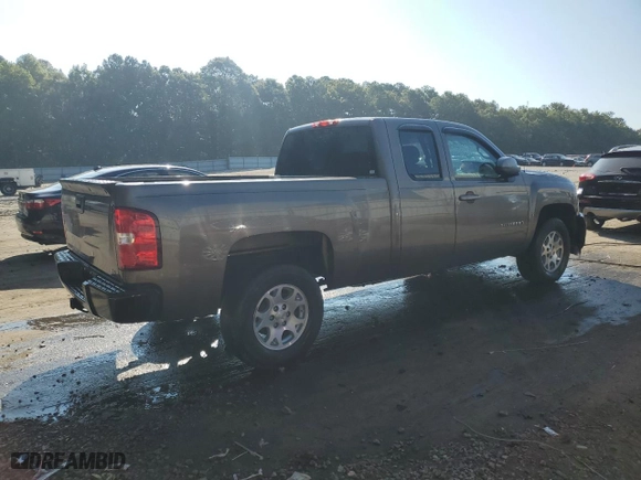 2012 Chevrolet Silverado 1500 LS with VIN 1GCRCREA2CZ258427, listed as a Copart auction lot 68815734 with 113,911 mi miles and Salvage Title. Bid and sale history available at carsss.com. Image 3.