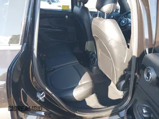 2018 MINI Countryman Cooper with VIN WMZYV5C35J3E03434, listed as a IAAI auction lot 40998800 with 133,501 mi miles and . Bid and sale history available at DreamBid. Image 8.