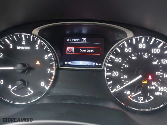 2020 Nissan Pathfinder SL with VIN 5N1DR2CM7LC580332, listed as a IAAI auction lot 41878349 with 88,441 mi miles. Bid and sale history available at carsss.com. Image 7.
