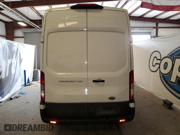 2023 Ford Transit Cargo z VIN 1FTBR1X88PKB17758, wystawiony jako Copart lot #48182245 z przebiegiem 25 760 mil mil oraz Czysty tytuł • Clean title. Historia ofert i sprzedaży dostępna na DreamBid. Obrazek 6.