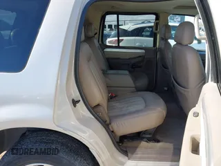 2005 Mercury Mountaineer z VIN 4M2DU66E85ZJ21156, wystawiony jako IAAI lot #42198864 z przebiegiem 267 555 mil mil oraz . Historia ofert i sprzedaży dostępna na DreamBid. Obrazek 8.