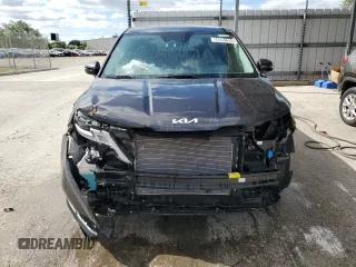 2024 Kia Carnival LX with VIN KNDNB4H32R6394374, listed as a Copart auction lot 50091394 with 2,685 mi miles and Clean Title. Bid and sale history available at carsss.com. Image 5.
