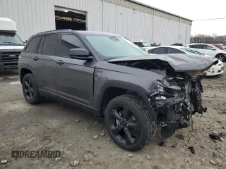 2024 Jeep Grand Cherokee Altitude with VIN 1C4RJHAG2RC715887, listed as a Copart auction lot 89330145 with 11,446 mi miles and Salvage title. Bid and sale history available at DreamBid. Image 4.