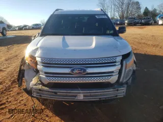 2013 Ford Explorer XLT with VIN 1FM5K7D86DGB17972, listed as a Copart auction lot 88919735 with 157,401 mi miles and Salvage Title. Bid and sale history available at carsss.com. Image 5.