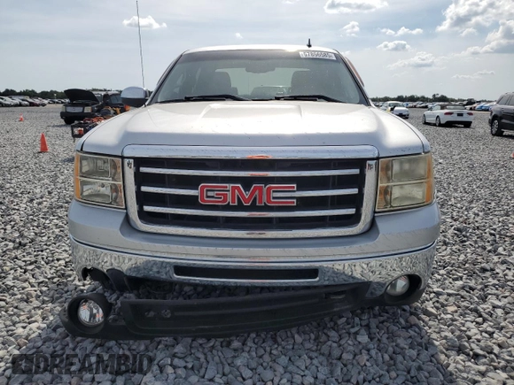2013 GMC Sierra 1500 SLE with VIN 3GTP1VE09DG301496, listed as a Copart auction lot 57856585 with 132,411 mi miles and Non repairable. Bid and sale history available at DreamBid. Image 5.