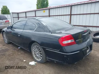 2003 Chrysler Sebring LXi z VIN 4C3AG52H93E196143, wystawiony jako IAAI lot #42316629 z przebiegiem 179 646 mil mil oraz . Historia ofert i sprzedaży dostępna na DreamBid. Obrazek 3.