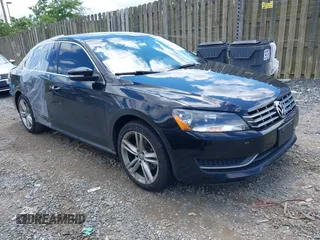 2015 Volkswagen Passat SE z VIN 1VWBV7A3XFC058603, wystawiony jako IAAI lot #42260010 z przebiegiem 94 857 mil mil oraz . Historia ofert i sprzedaży dostępna na DreamBid. Obrazek 1.