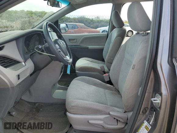 2015 Toyota Sienna L with VIN 5TDZK3DC0FS528361, listed as a Copart auction lot 48076245 with 167,079 mi miles and Salvage Title. Bid and sale history available at DreamBid. Image 7.