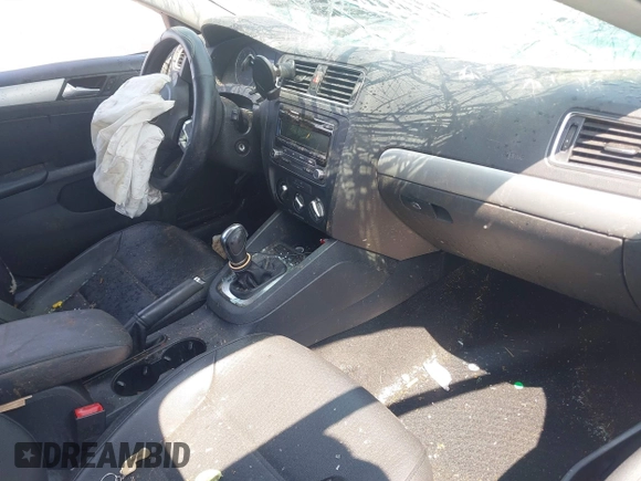 2013 Volkswagen Jetta SE с VIN 3VWDX7AJXDM455340, выставлен на аукционе IAAI как лот 42198360 с пробегом 31 024 миль миль и . История ставок и продаж доступна на DreamBid. Изображение 5.