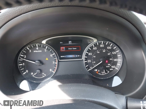 2016 Nissan Altima SR with VIN 1N4AL3AP1GC204703, listed as a IAAI auction lot 42040016 with 88,304 mi miles and . Bid and sale history available at DreamBid. Image 7.