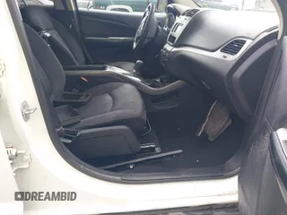 2015 Dodge Journey SXT z VIN 3C4PDCBG3FT561089, wystawiony jako IAAI lot #42634049 z przebiegiem 108 035 mil mil oraz . Historia ofert i sprzedaży dostępna na DreamBid. Obrazek 5.