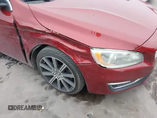 2015 Volvo V60 T5 Drive-E Premier with VIN YV140MEK5F1246462, listed as a IAAI auction lot 41279941 with 81,250 mi miles. Bid and sale history available at carsss.com. Image 6.