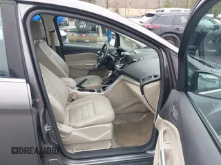 2014 Ford C-Max SEL with VIN 1FADP5CU2EL502237, listed as a IAAI auction lot 41964997 with 252,928 mi miles. Bid and sale history available at carsss.com. Image 5.
