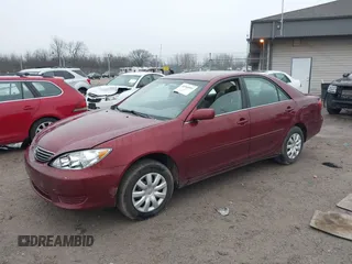 2006 Toyota Camry STD with VIN 4T1BE32K96U146291, listed as a IAAI auction lot 40940095 with 186,957 mi miles. Bid and sale history available at carsss.com. Image 17.