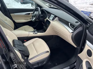 2019 Infiniti QX50 Pure z VIN 3PCAJ5M34KF145937, wystawiony jako Copart lot #43809265 z przebiegiem 67 139 mil mil oraz Czysty tytuł • Clean title. Historia ofert i sprzedaży dostępna na DreamBid. Obrazek 5.