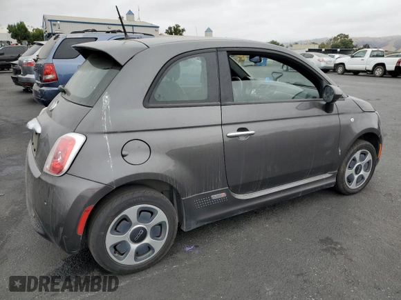 2015 FIAT 500e with VIN 3C3CFFGE6FT638320, listed as a Copart auction lot 66402495 with 74,257 mi miles and Clean title. Bid and sale history available at DreamBid. Image 3.