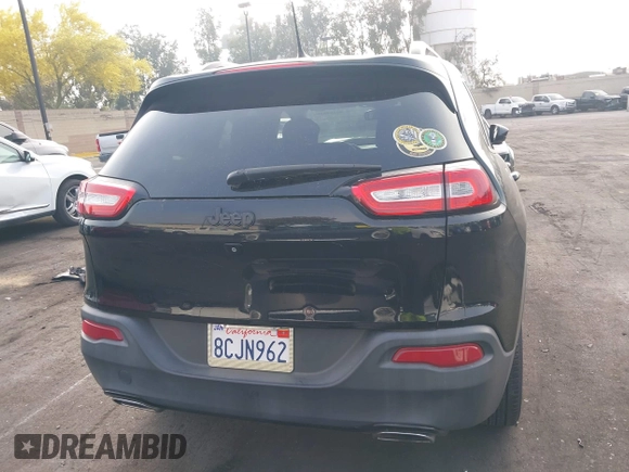 2018 Jeep Cherokee Latitude с VIN 1C4PJLCXXJD556624, выставлен на аукционе IAAI как лот 42464810 с пробегом 63 570 миль миль и . История ставок и продаж доступна на DreamBid. Изображение 16.