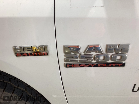 2018 Ram 2500 Tradesman с VIN 3C6UR4HJ8JG274627, выставлен на аукционе IAAI как лот 42575840 с пробегом 152 686 миль миль и . История ставок и продаж доступна на DreamBid. Изображение 2.