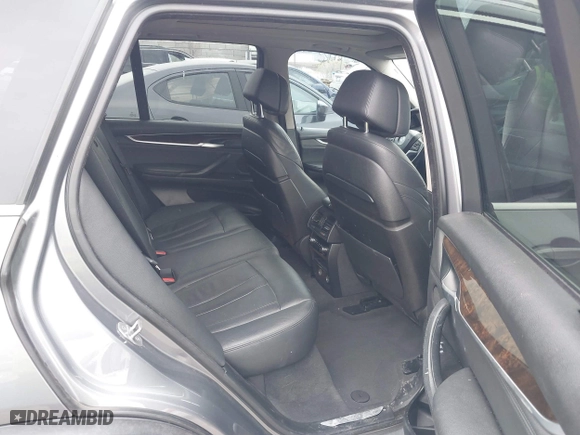 2015 BMW X5 xDrive35d with VIN 5UXKS4C54F0N11025, listed as a IAAI auction lot 41603996 with 138,540 mi miles. Bid and sale history available at carsss.com. Image 8.