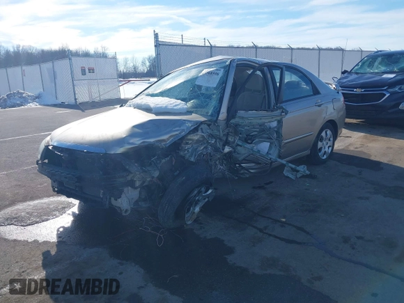 2008 Kia Spectra SX with VIN KNAFE121385500379, listed as a IAAI auction lot 41368598 with 1 mi miles. Bid and sale history available at carsss.com. Image 2.