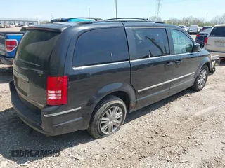 2010 Chrysler Town & Country Touring with VIN 2A4RR5DXXAR290623, listed as a IAAI auction lot 42103151 with 234,021 mi miles. Bid and sale history available at carsss.com. Image 4.