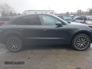 2019 Porsche Macan S с VIN WP1AB2A54KLB31467, выставлен на аукционе IAAI как лот 41554206 с пробегом 45 743 миль миль и . История ставок и продаж доступна на DreamBid. Изображение 14.