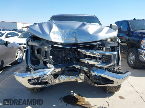 2020 Ford F-250 XL z VIN 1FT7W2BT7LED05048, wystawiony jako IAAI lot #41609250 z przebiegiem 134 575 mil mil oraz . Historia ofert i sprzedaży dostępna na DreamBid. Obrazek 13.