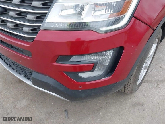 2017 Ford Explorer XLT with VIN 1FM5K8DH3HGC08256, listed as a IAAI auction lot 41955071 with 44,132 mi miles. Bid and sale history available at carsss.com. Image 6.