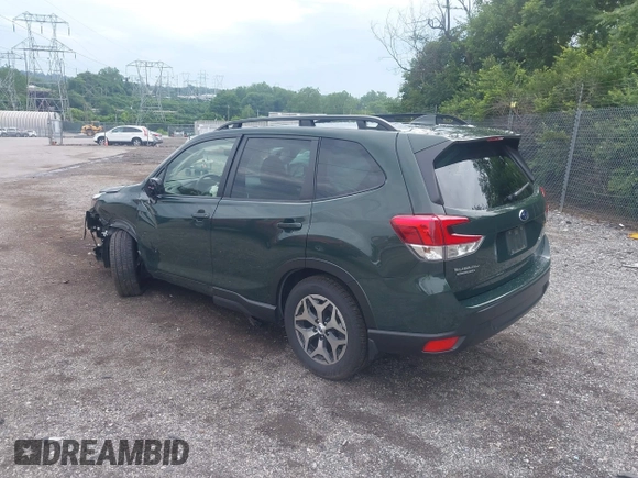 2023 Subaru Forester Premium with VIN JF2SKADC2PH502924, listed as a IAAI auction lot 42688556 with 39,306 mi miles and . Bid and sale history available at DreamBid. Image 3.