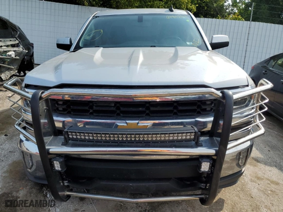 2017 Chevrolet Silverado 1500 LT with VIN 1GCVKREH7HZ116385, listed as a Copart auction lot 64842214 with 98,149 mi miles and Salvage Title. Bid and sale history available at carsss.com. Image 5.