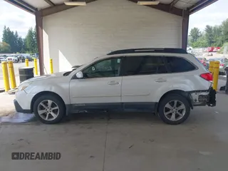 2013 Subaru Outback Limited с VIN 4S4BRCPC7D3259715, выставлен на аукционе IAAI как лот 42594425 с пробегом 193 867 миль миль и . История ставок и продаж доступна на DreamBid. Изображение 14.
