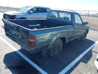 1992 Toyota Pickup DX with VIN JT4RN81P3N5138807, listed as a IAAI auction lot 41823804 with 136,154 mi miles and . Bid and sale history available at DreamBid. Image 4.