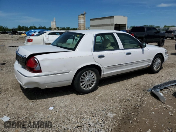 2008 Mercury Grand Marquis LS z VIN 2MEFM75V68X649535, wystawiony jako Copart lot #53817595 z przebiegiem 138 898 mil mil oraz Szkody całkowita. Historia ofert i sprzedaży dostępna na DreamBid. Obrazek 3.