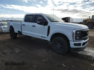 2024 Ford F-350 XL with VIN 1FT8W3BT7REE07436, listed as a Copart auction lot 41823075 with 16,514 mi miles and Salvage Title. Bid and sale history available at DreamBid. Image 4.