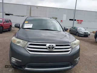 2012 Toyota Highlander Limited with VIN 5TDYK3EH8CS078315, listed as a IAAI auction lot 42168451 with 104,133 mi miles and . Bid and sale history available at DreamBid. Image 12.